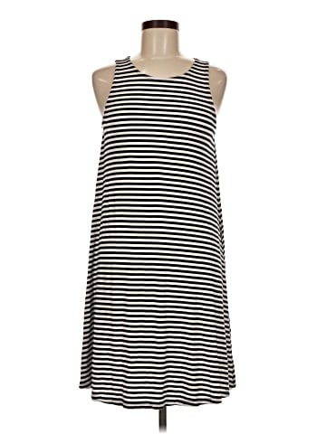 Old Navy Casual Dress (view 1)