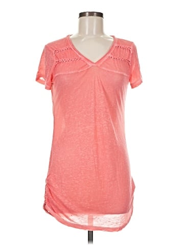 Maurices Short Sleeve T-Shirt (view 1)