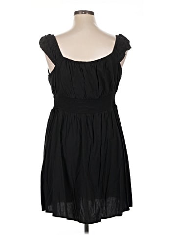 Old Navy Casual Dress (view 2)