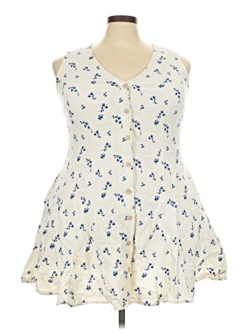 Universal Thread Casual Dress (view 1)