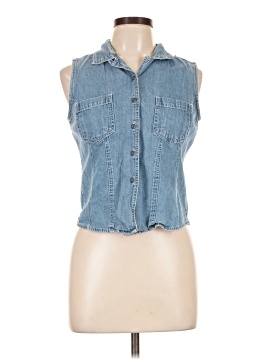 Innovation Sport II Sleeveless Button-Down Shirt (view 1)