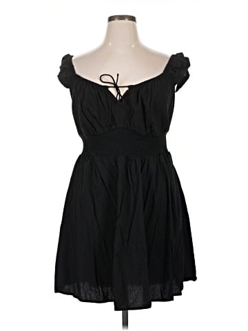 Old Navy Cocktail Dress (view 1)