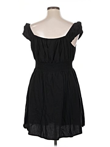 Old Navy Cocktail Dress (view 2)