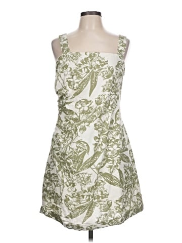 Abercrombie & Fitch Cocktail Dress (view 1)