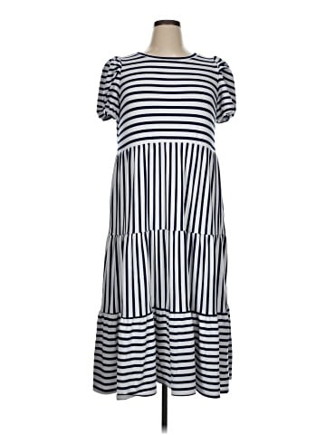 Crown & Ivy Casual Dress (view 1)
