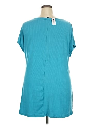 Lane Bryant Short Sleeve T-Shirt (view 2)