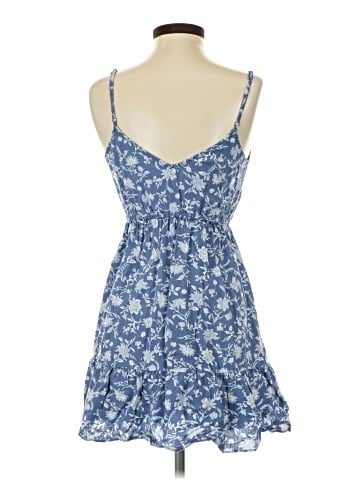 Abercrombie & Fitch Casual Dress (view 2)