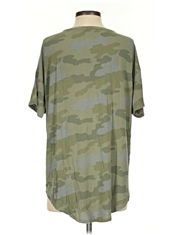 American Eagle Outfitters Short Sleeve T-Shirt (view 2)
