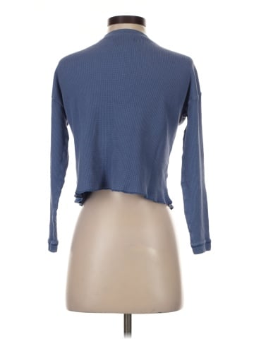 Everlane Long Sleeve Henley (view 2)