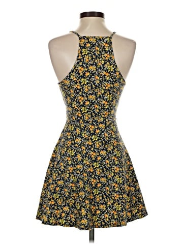 Forever 21 Cocktail Dress (view 2)
