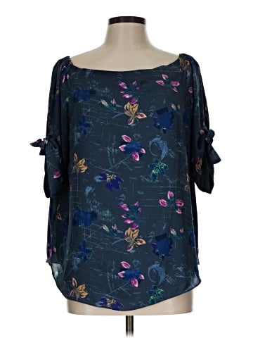 Babaton 3/4 Sleeve Blouse (view 1)