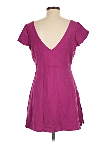 Urban Outfitters Casual Dress (view 2)