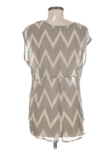 Daniel Rainn Short Sleeve Top (view 2)