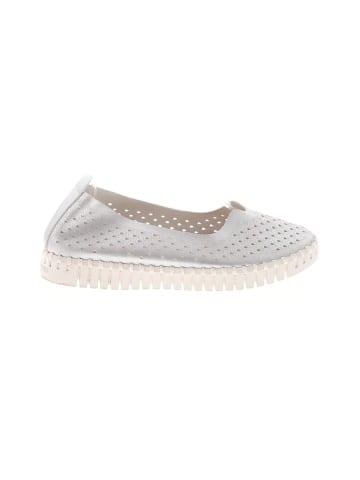 Ilse Jacobsen Flats - front