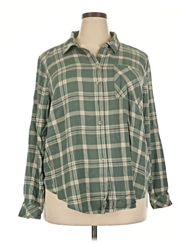 Torrid Long Sleeve Button-Down Shirt (view 1)