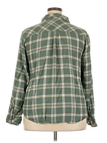 Torrid Long Sleeve Button-Down Shirt (view 2)