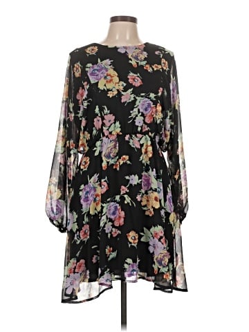 WAYF Casual Dress (view 1)