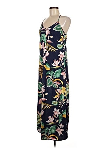 Old Navy Casual Dress (view 2)