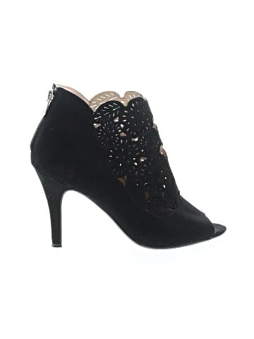 Adrienne Vittadini Ankle Boots (view 1)