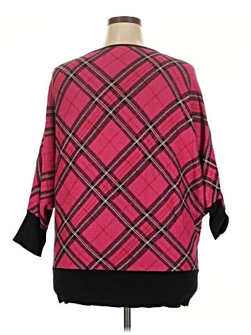New York & Company 3/4 Sleeve Top (view 2)