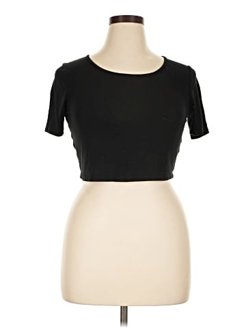 FASHION TO FIGURE Short Sleeve T-Shirt (view 1)