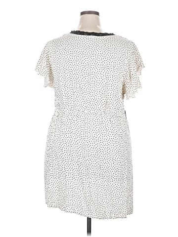 Old Navy Casual Dress (view 2)