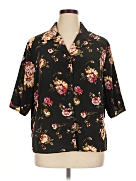 Intriguing Threads 3/4 Sleeve Button-Down Shirt (view 1)