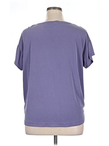 Stylus Short Sleeve T-Shirt (view 2)