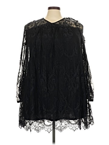 Xhilaration Cocktail Dress (view 1)