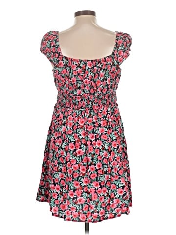 Old Navy Casual Dress (view 2)