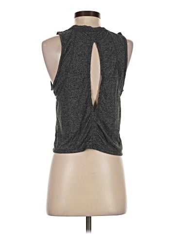 Reebok Sleeveless T-Shirt (view 2)