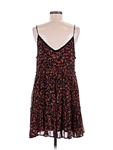 Patrons of Peace Casual Dress (view 2)