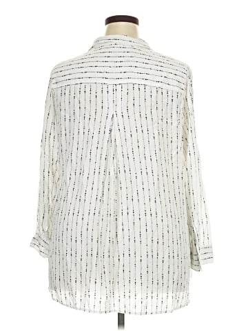 Velvet Heart 3/4 Sleeve Button-Down Shirt (view 2)