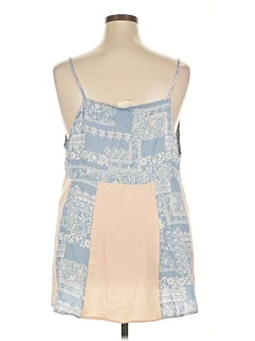 Sugarfox Sleeveless Blouse (view 2)