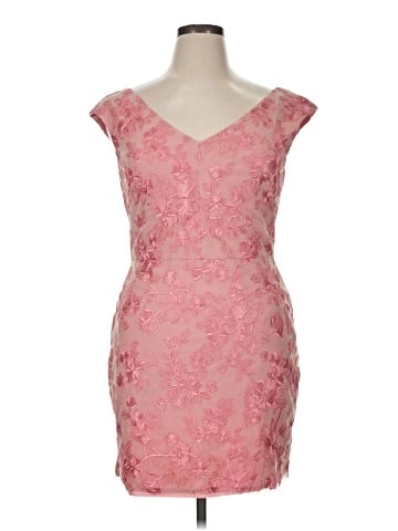 Gal Meets Glam Cocktail Dress (view 1)