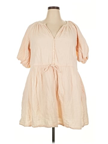 Old Navy Casual Dress (view 1)