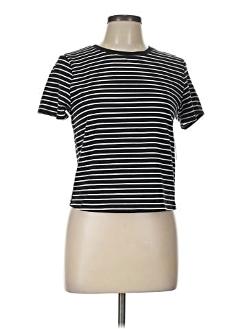 Old Navy Short Sleeve T-Shirt (view 1)