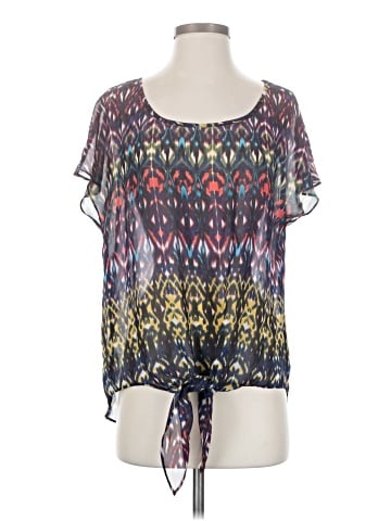 Bisou Bisou Short Sleeve T-Shirt (view 1)