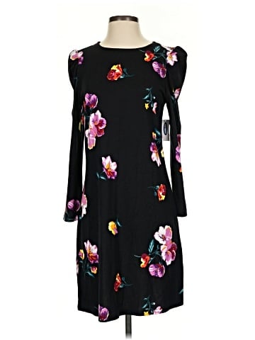 Old Navy Casual Dress (view 1)