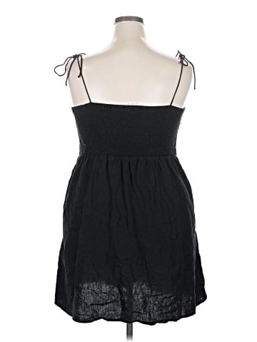 Old Navy Cocktail Dress (view 2)