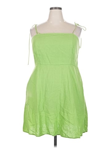 Old Navy Casual Dress (view 1)