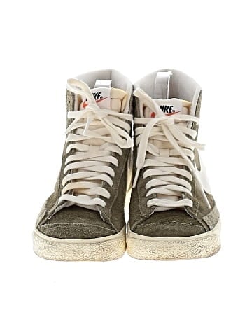 Nike Sneakers (view 2)