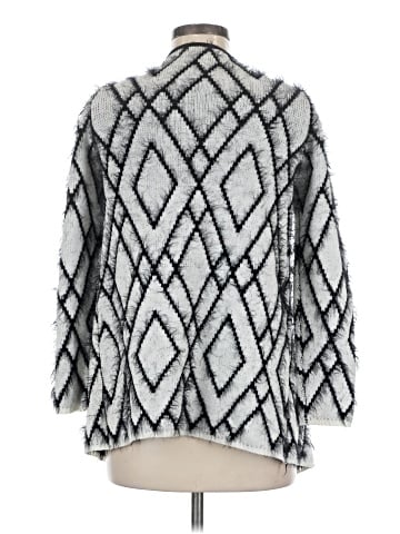 Lulumari Cardigan (view 2)
