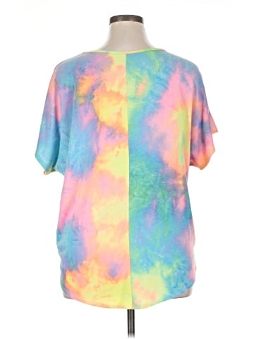 Acting Pro Short Sleeve T-Shirt (view 2)