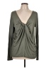 Athleta Green Long Sleeve T-Shirt Size L - photo 1