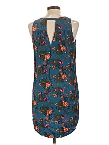 Old Navy Casual Dress (view 2)