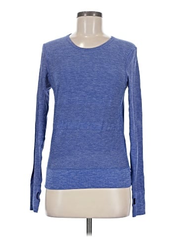 Lululemon Athletica Long Sleeve T-Shirt (view 1)