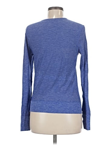 Lululemon Athletica Long Sleeve T-Shirt (view 2)