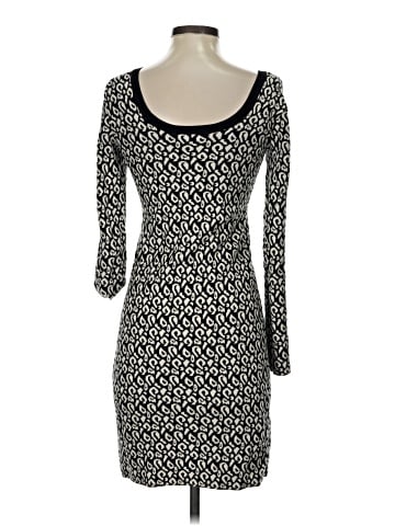 Banana Republic Casual Dress (view 2)