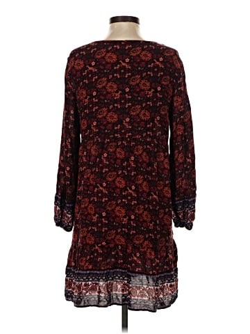 Old Navy Casual Dress (view 2)